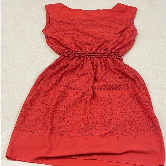 Orange lace dress - Picture 4 of 11